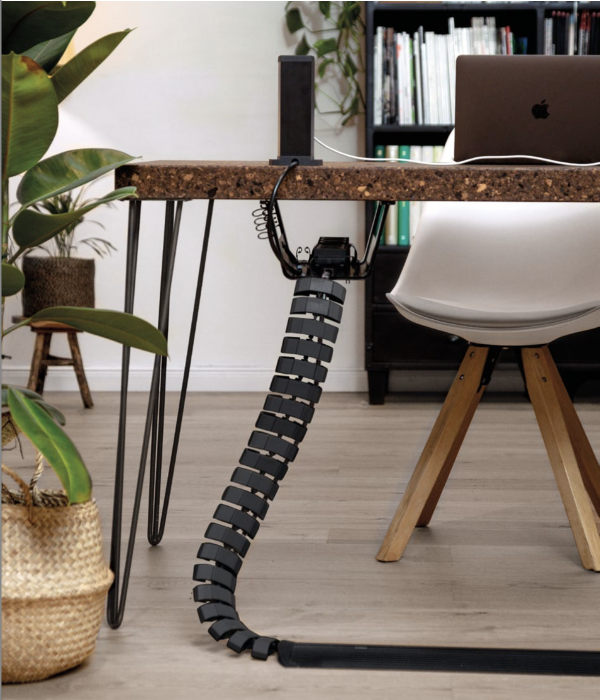 wirelane przy biurku wirelane przy biurku