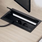 Mediaport ASA VersaFLAP mono 2x230V + Ładowarka USB A+C - CZARNY