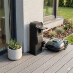 słupek 2x230v czarny na tarasie